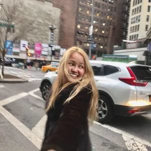 Meet your Posher, Vi